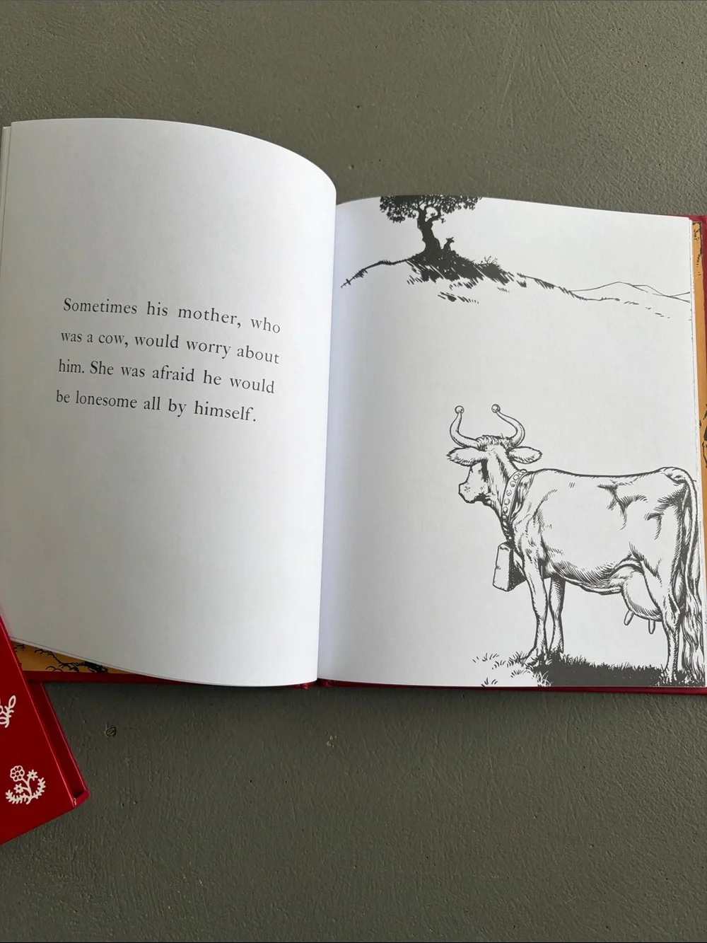 The Story of Ferdinand by Munro Leaf - 75th Anniversary Illustrated Book